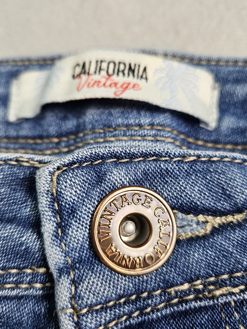 California Vintage High Rise Skinny Jeans Sz 11/30 - Picture 9 of 12